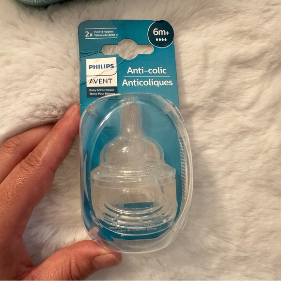 🌸3/$12, Avent mamilas for bottle 6m+ - Picture 6 of 6